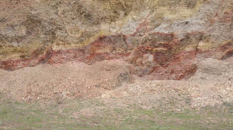 Залегание пласта